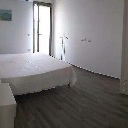 Apartment Elegante SantʼAntìoco